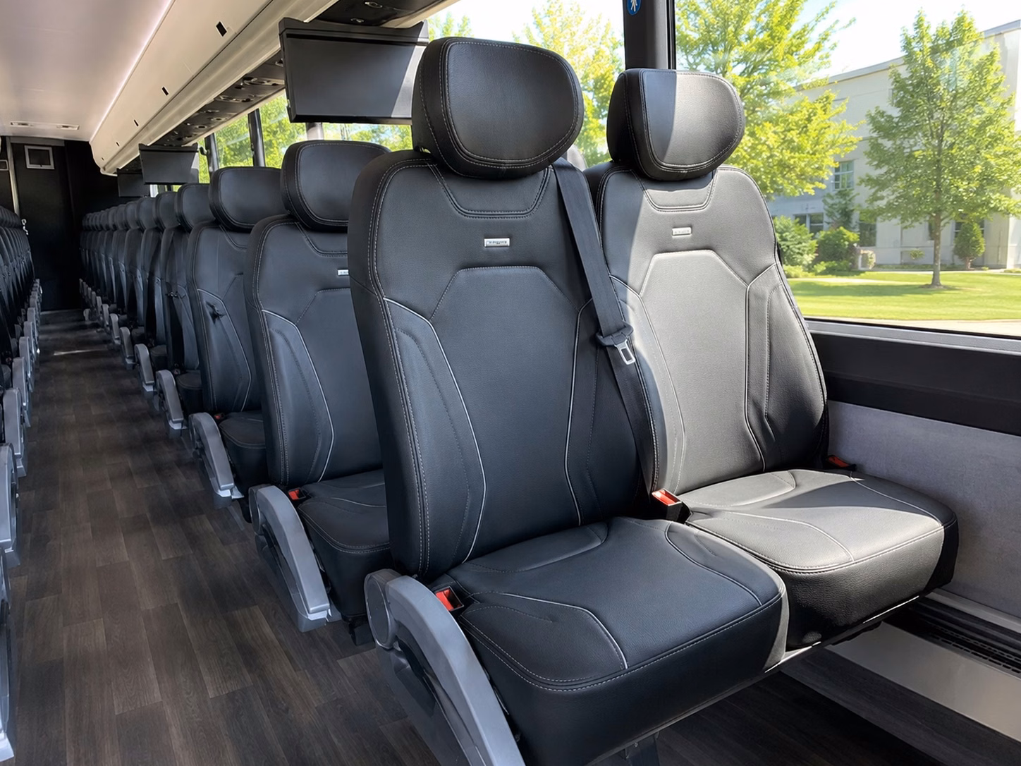 charter bus rentals for kansas city royals games at kauffman stadium