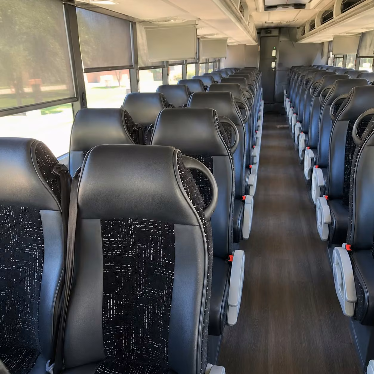 kansas city chiefs game day charter bus rentals to arrowhead stadium