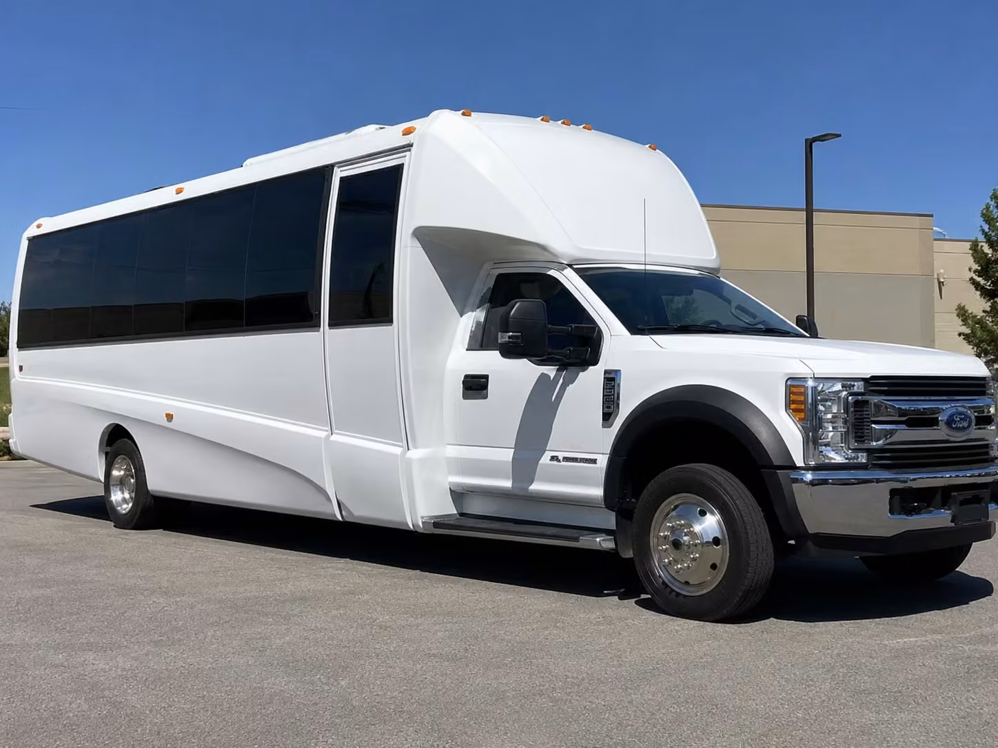 minibus rentals in kansas city for smaller prom groups who still want to ride in style